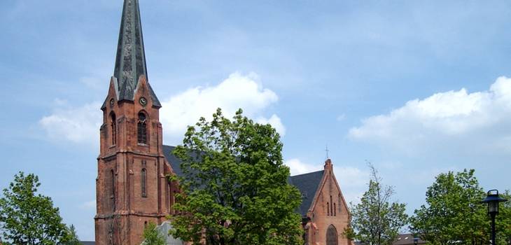 Evangelische Kirche St. Petri in Staßfurt, Außenaufnahme